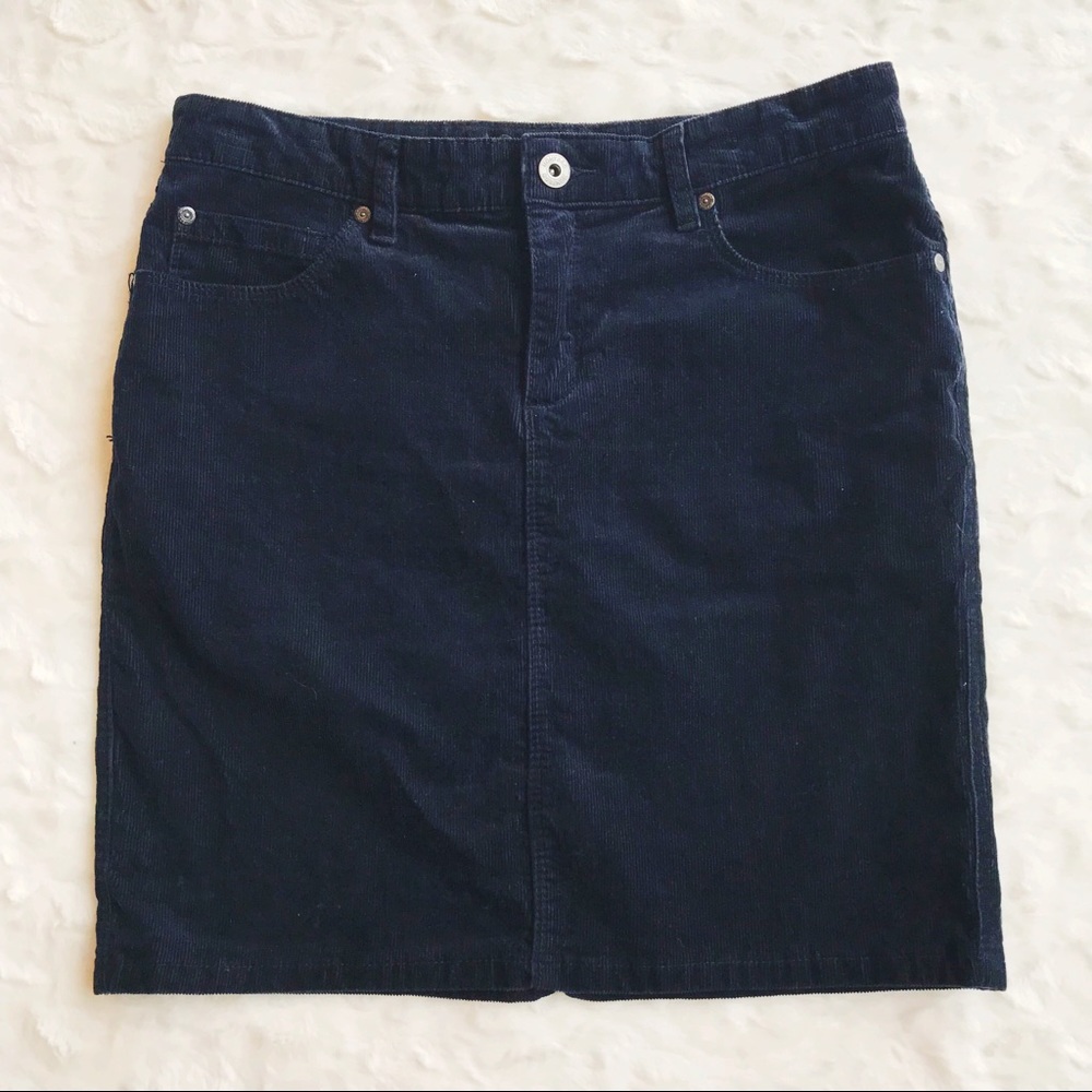 Classic Navy Mini Skirt